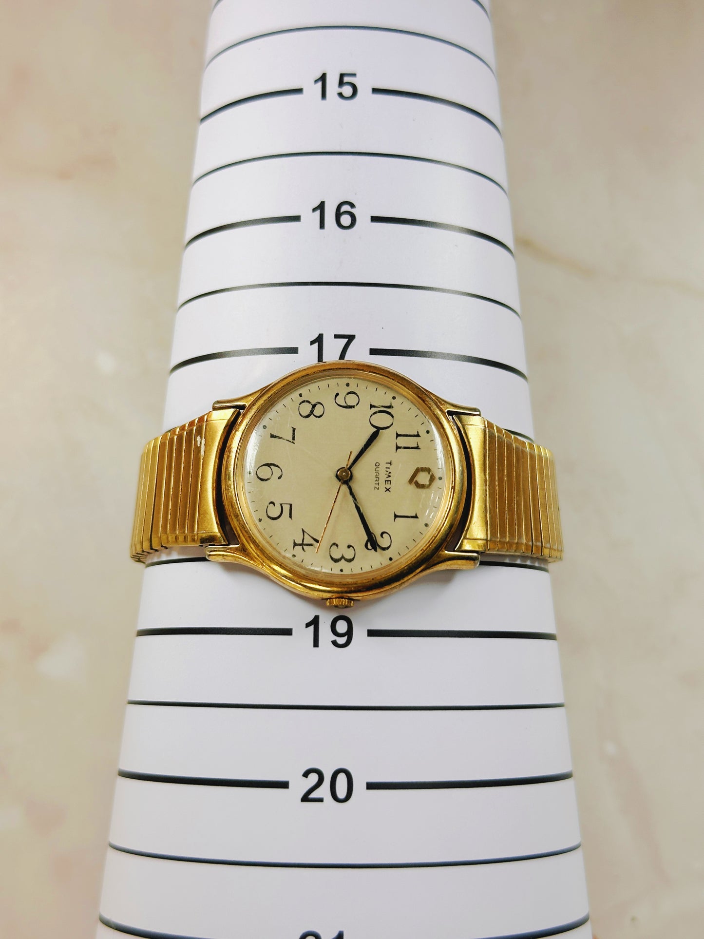 Timex Quartz Gold-Tone Men’s Watch – Cream Dial – Stretch Bracelet