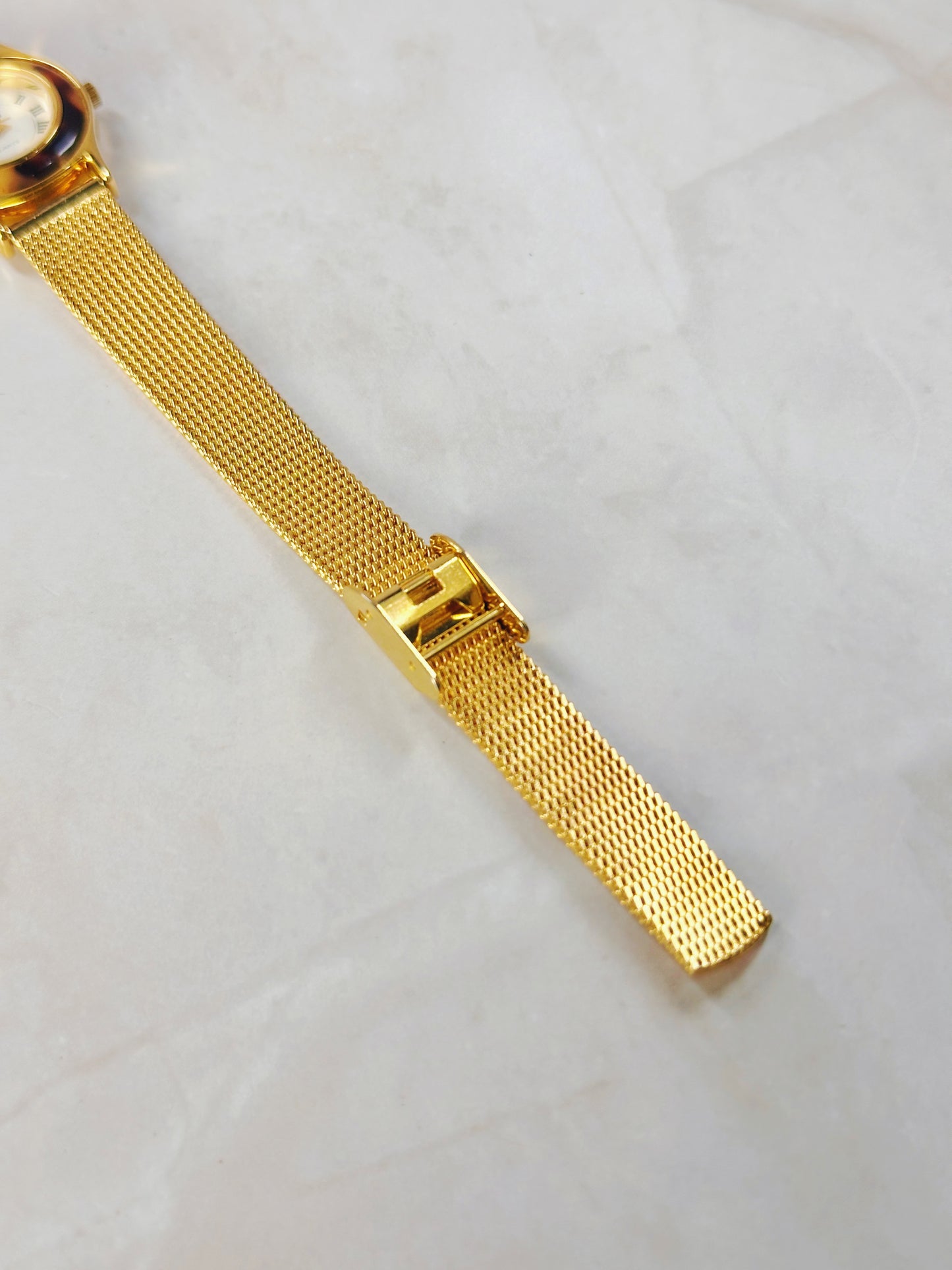 Kathy Ireland Gold-Tone Ladies Watch – Tortoise Style Bezel – Quartz