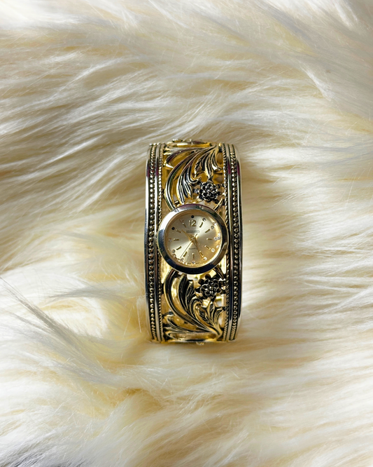 Vintage Kessaris Ladies’ Gold-Tone Floral Bangle Quartz Watch – Champagne Dial