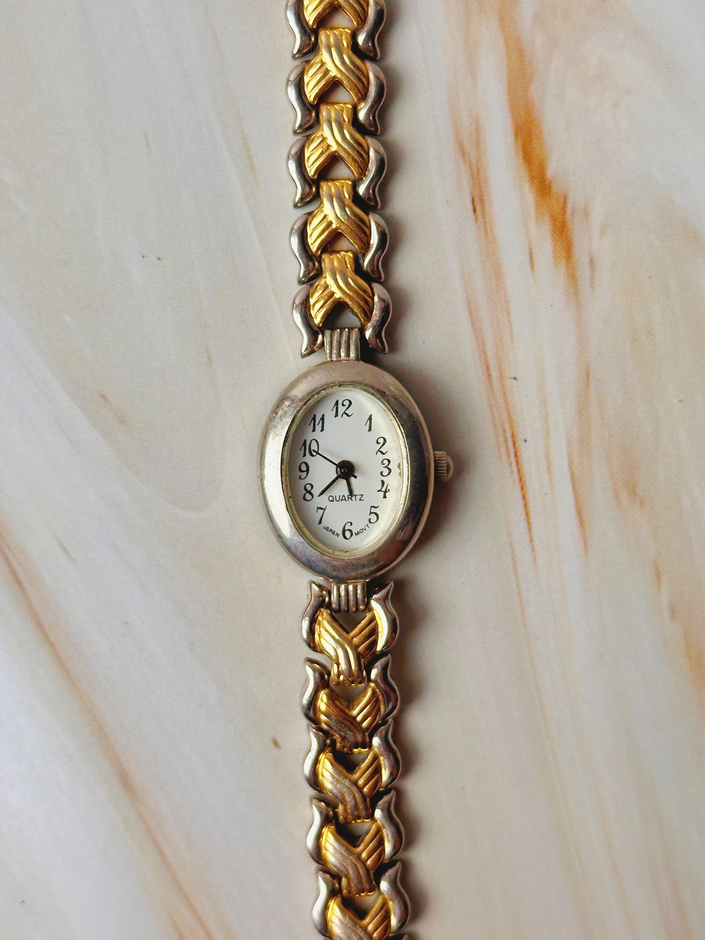 Vintage Women’s Bracelet Watch – Quartz – Two Tone Gold & Silver