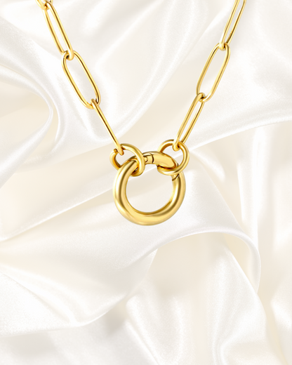 Circle Link Pendant Necklace