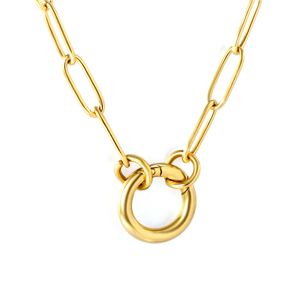 Circle Link Pendant Necklace