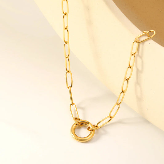Circle Link Pendant Necklace
