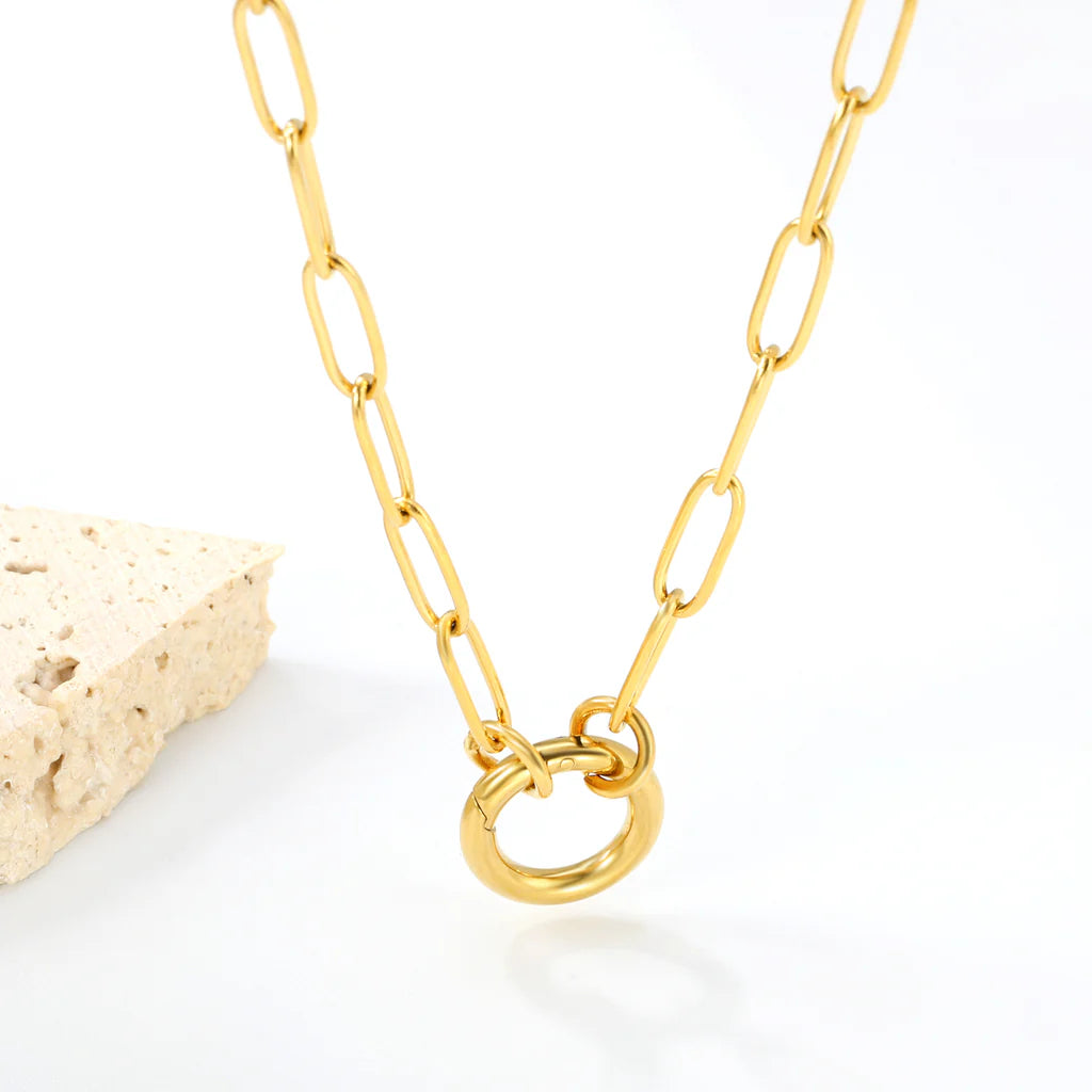 Circle Link Pendant Necklace