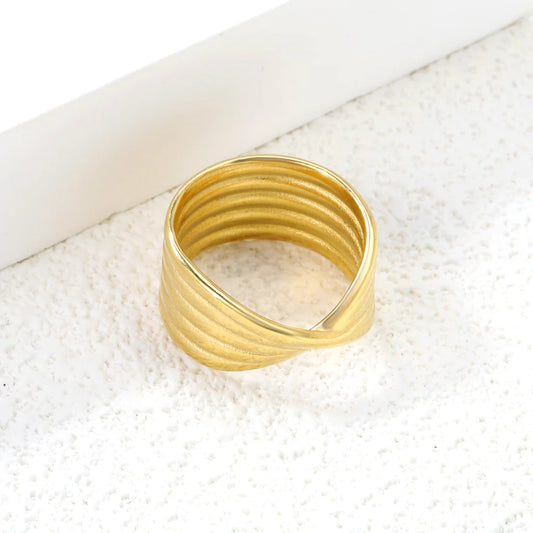 Sculpted Wave Band Ring