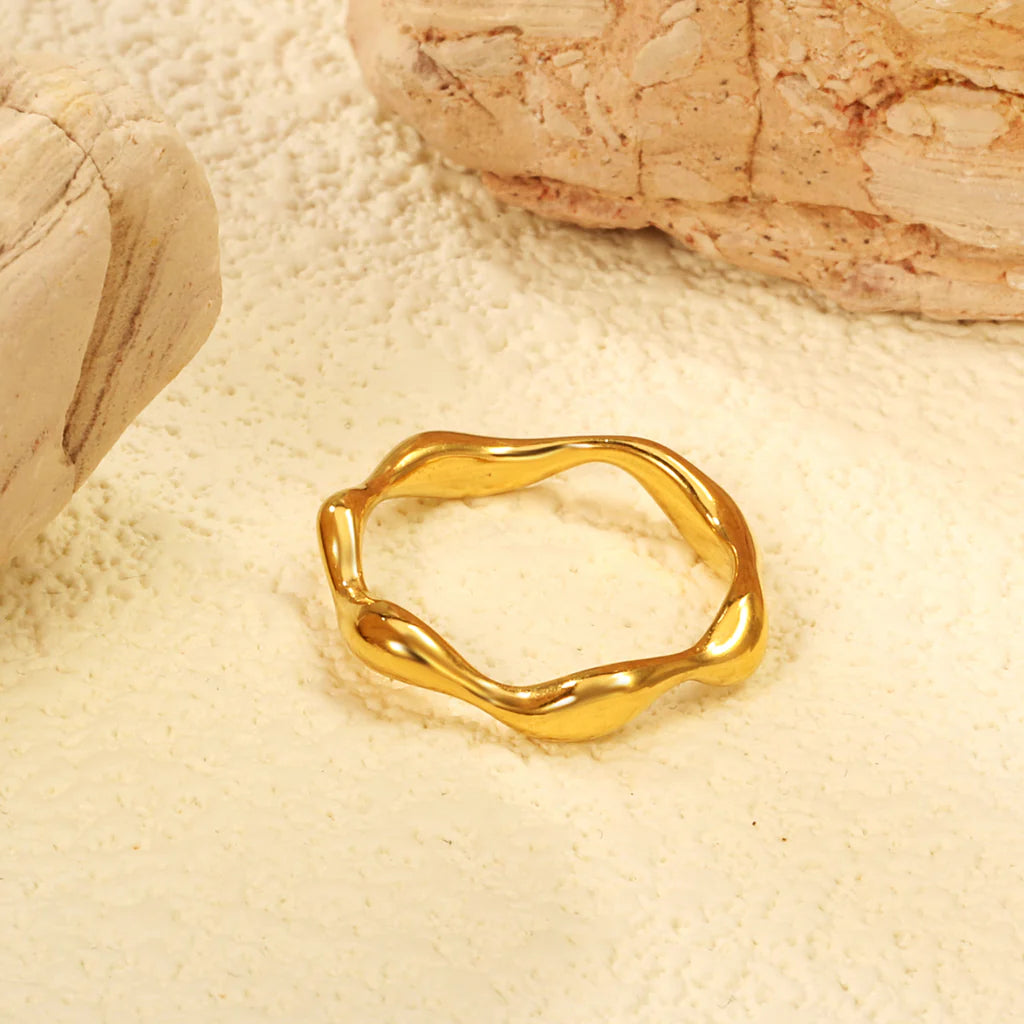 Organic Wave Ring