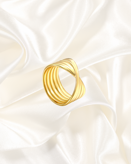 Sculpted Wave Band Ring