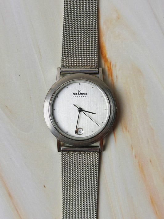 Skagen Denmark Ladies Watch – Stainless Steel Mesh – Date Display – Minimalist Design