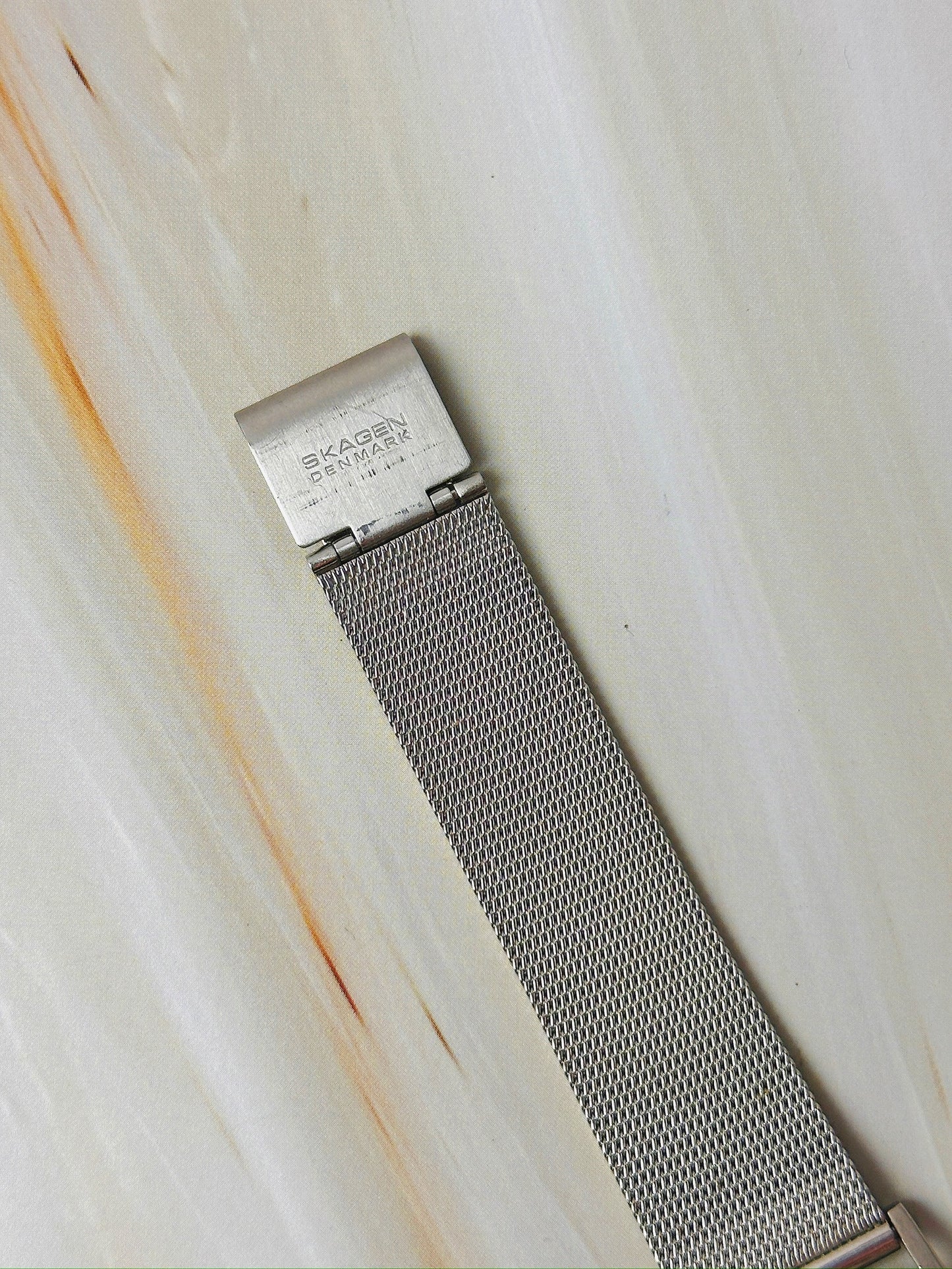 Skagen Denmark Ladies Watch – Stainless Steel Mesh – Date Display – Minimalist Design