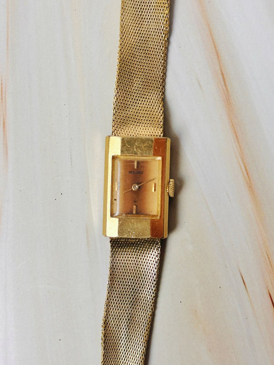 Seiko Ladies Vintage Watch – Manual Winding - Gold Tone Rectangular – Classic Dress Style