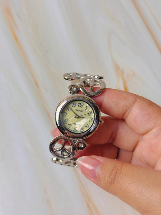 Sophie Women’s Bracelet Watch – Quartz – Peace Symbol Design – Silver Tone – Excellent Condition