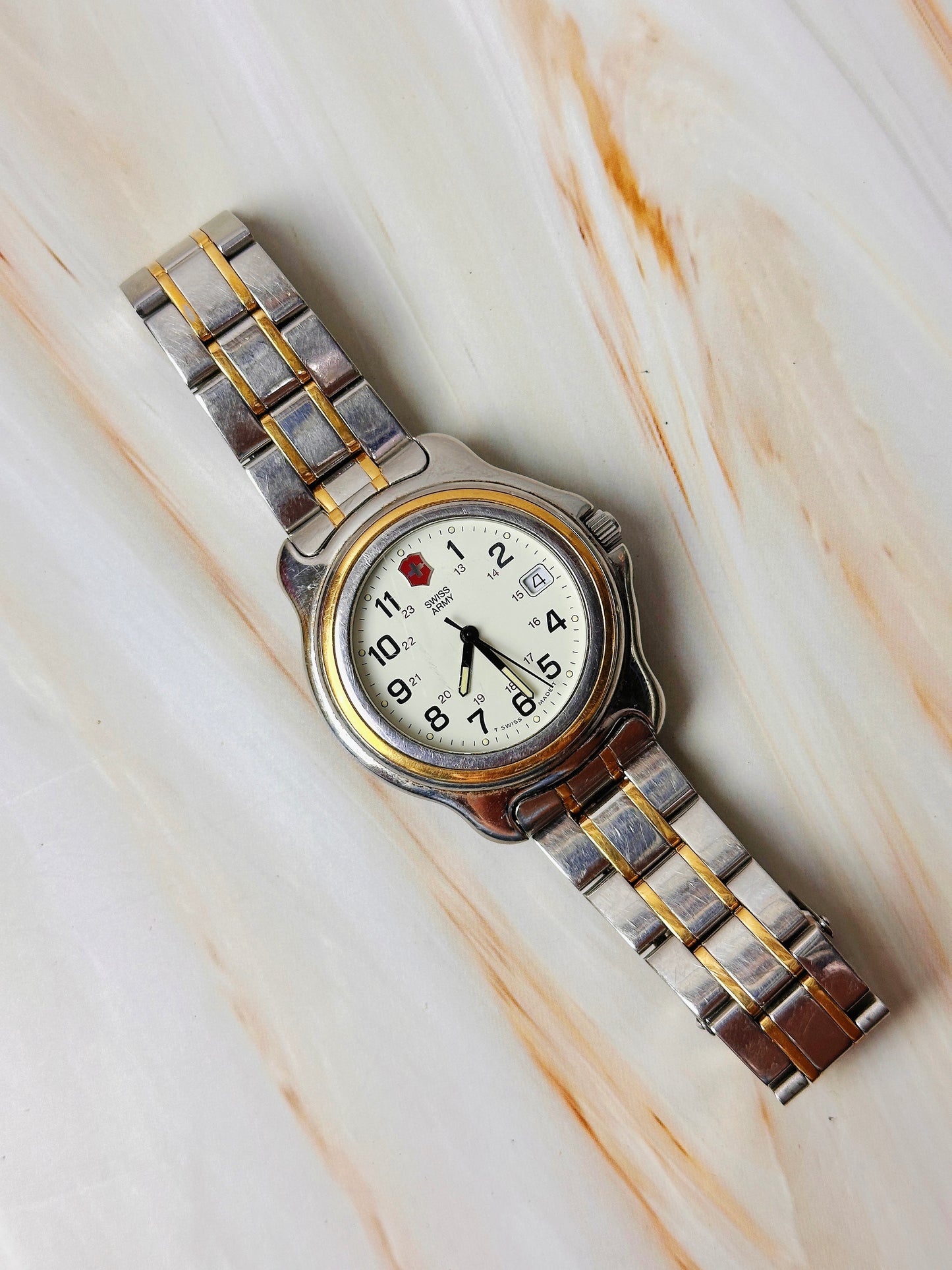 Swiss Army Watch – Two Tone – Date – Classic Field Style