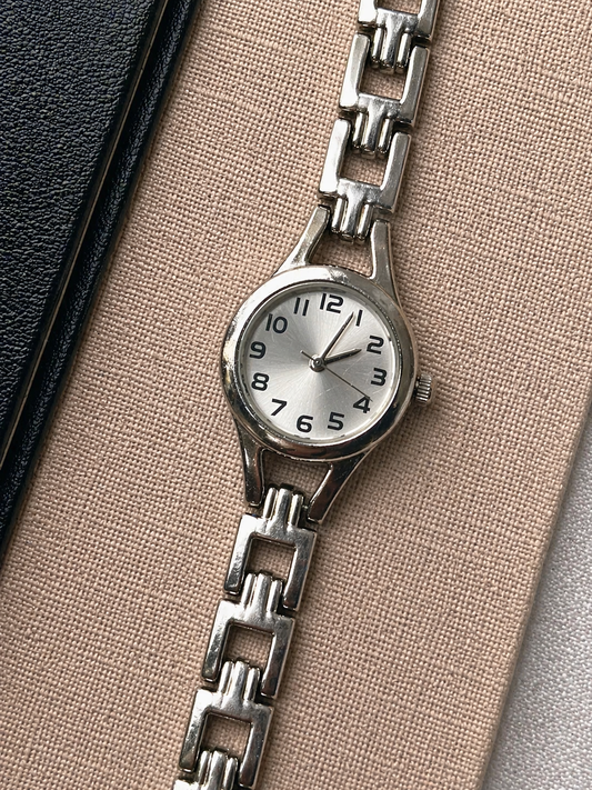 Silver Tone Analog Bracelet Watch – Minimalist Dial – Quartz – New Battery