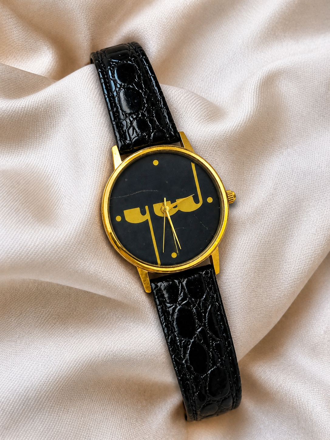 Vintage Minimalist Arabic Dial Watch – Gold Tone Case – Black Dial – Leather Strap
