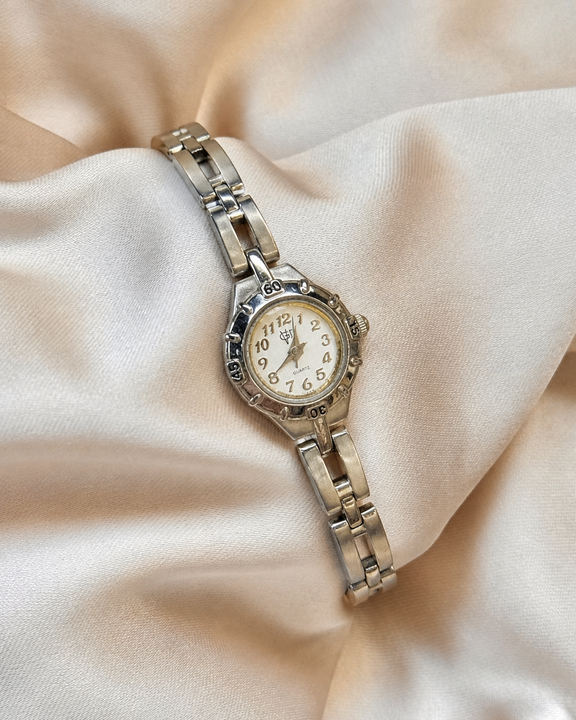 VG II Ladies Watch Set – Interchangeable Bezels – Stainless Steel Bracelet – Boxed