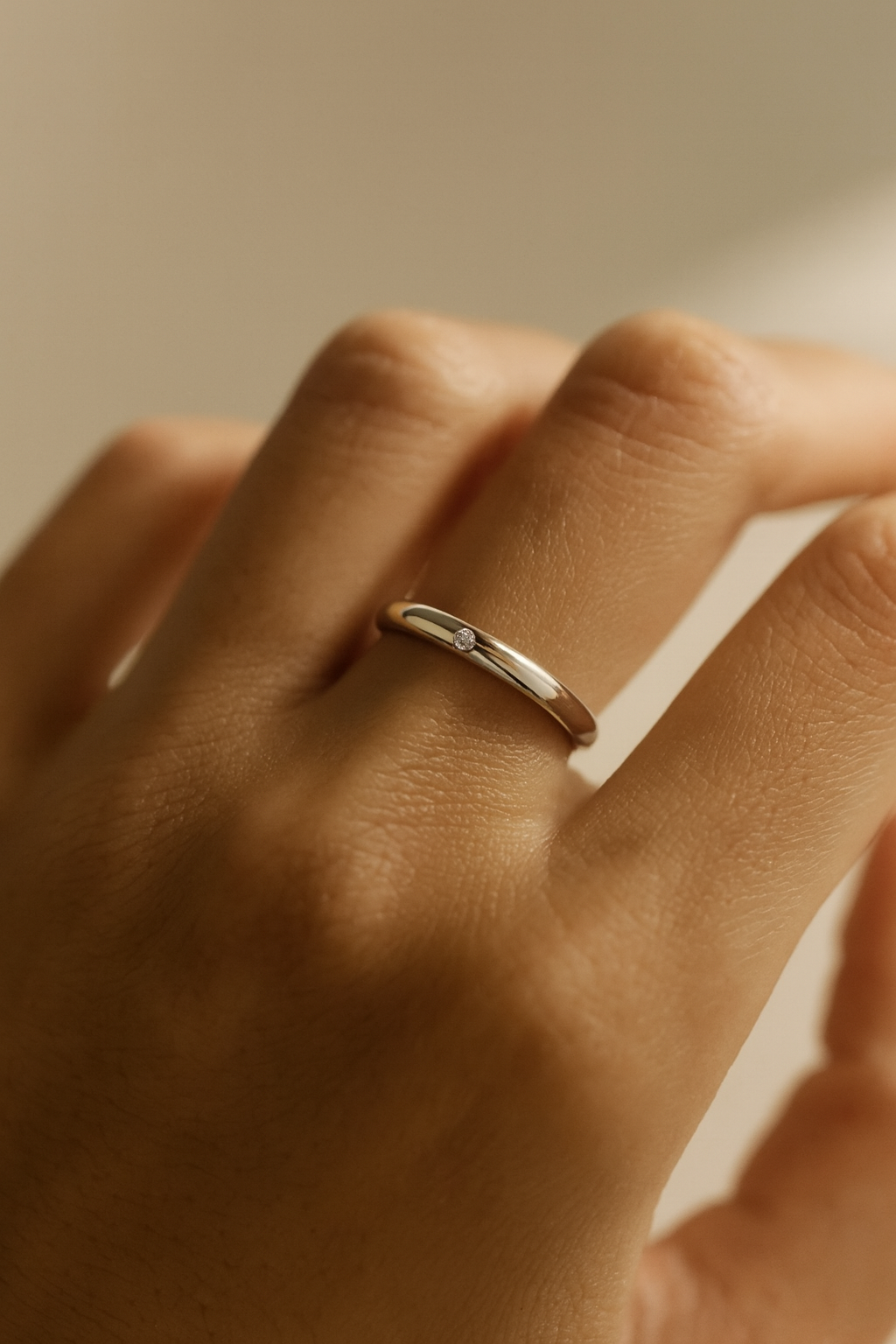 Cartier 1895 Wedding Band – Platinum, 2.6 mm with 1 Diamond