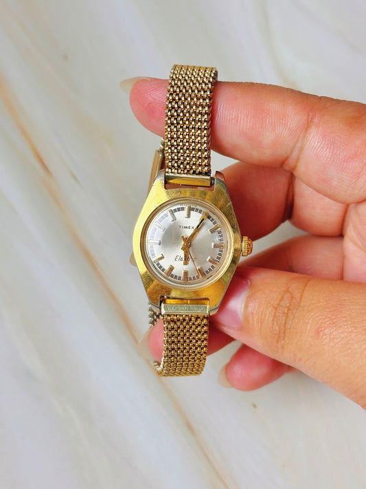 Vintage Timex Electric Women’s Watch – Gold Tone – Mesh Bracelet – Classic Retro