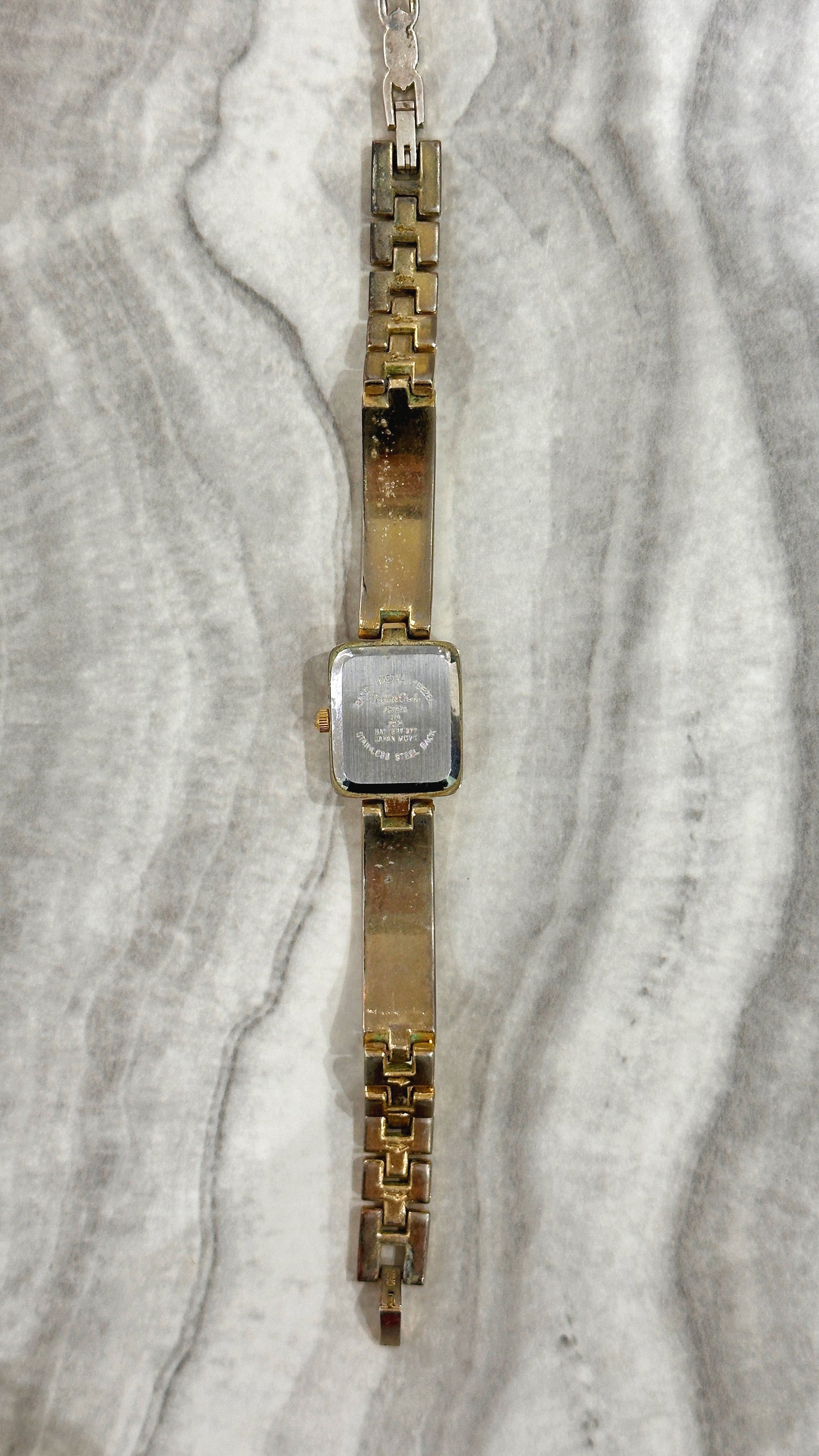 Peck & Peck Quartz Watch – Square Gold-Tone Case with Two-Tone Bracelet (Japan Movt, WR 30M)
