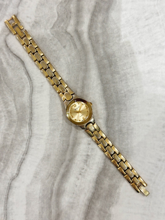 Novelle Quartz Watch – Gold-Tone Dial with Two-Tone Bracelet (Japan Movt, WR 30M)