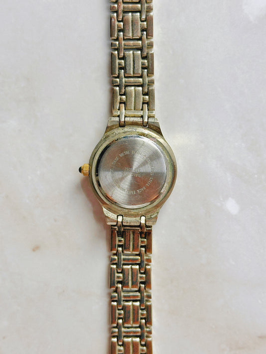 VG II Quartz Watch – Silver Sunburst Dial with Two-Tone Bracelet (Japan Movt, WR 30M)