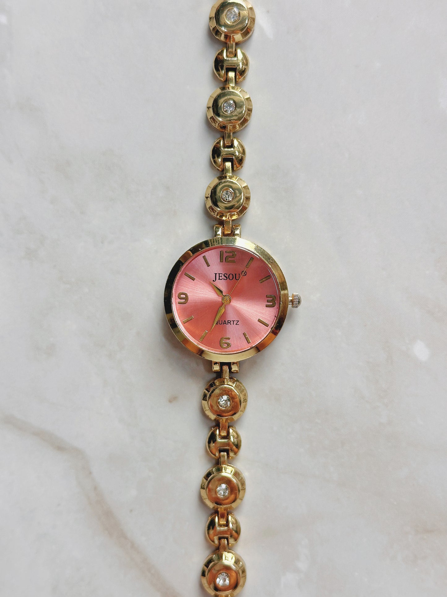 Jesou Quartz Watch – Pink Sunburst Dial with Gold-Tone Crystal Bracelet (WR 30M)