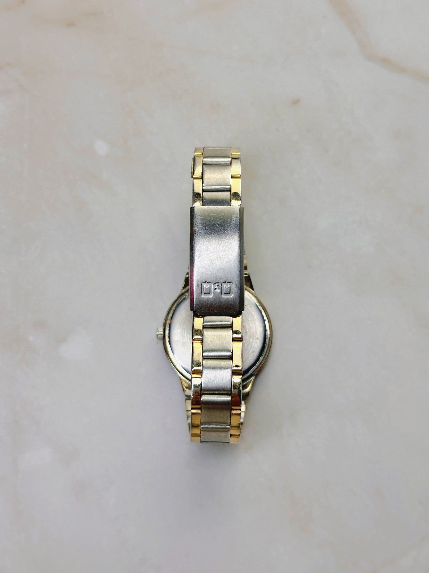 Q&Q Quartz Watch – Two-Tone Bracelet with Crystal Bezel (Water Resist 5 BAR)