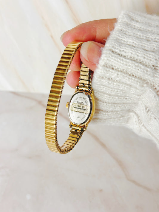 Timex Women’s Gold-Tone Oval Watch – Quartz – Classic Vintage Dress Style