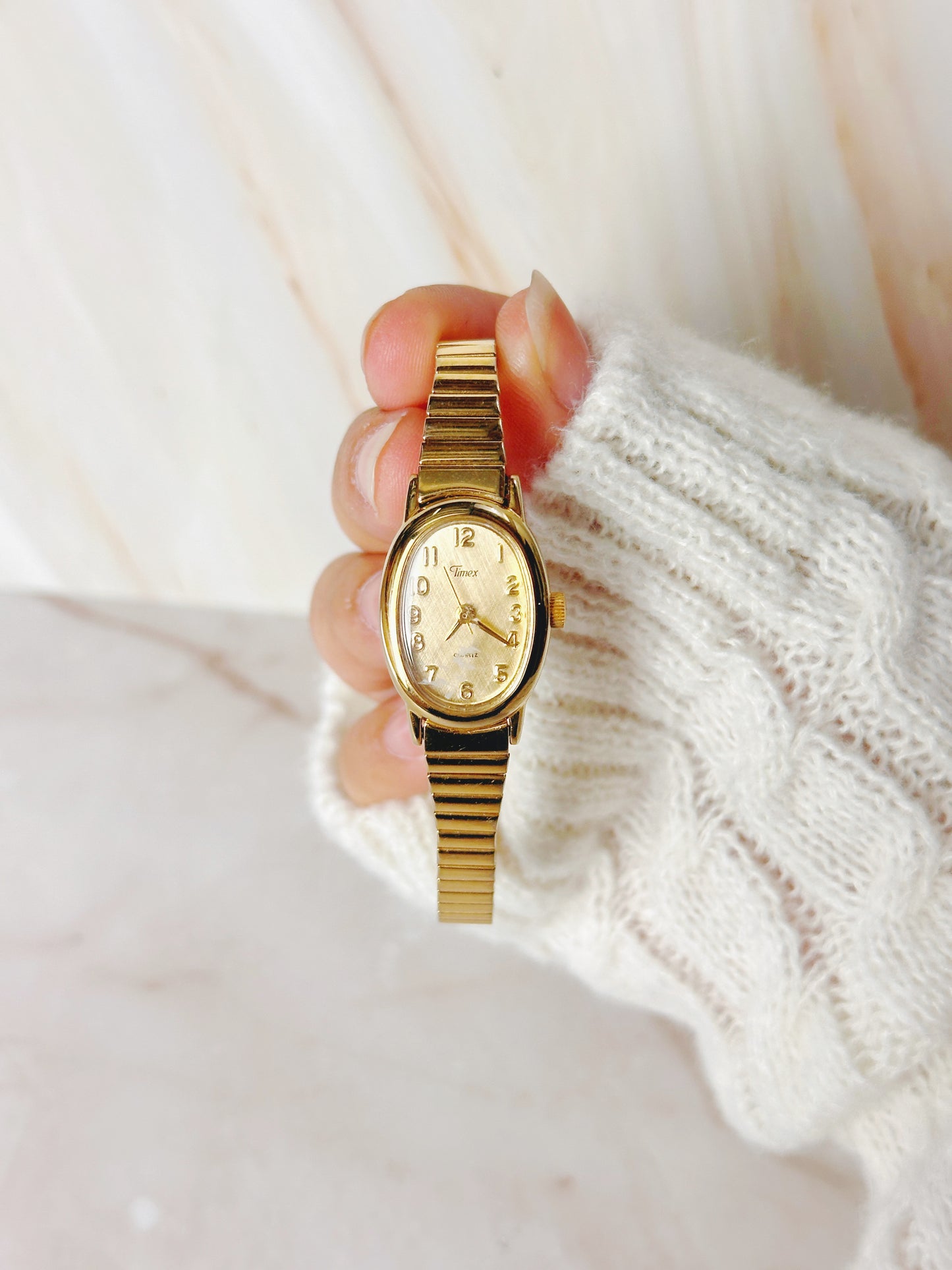 Timex Women’s Gold-Tone Oval Watch – Quartz – Classic Vintage Dress Style