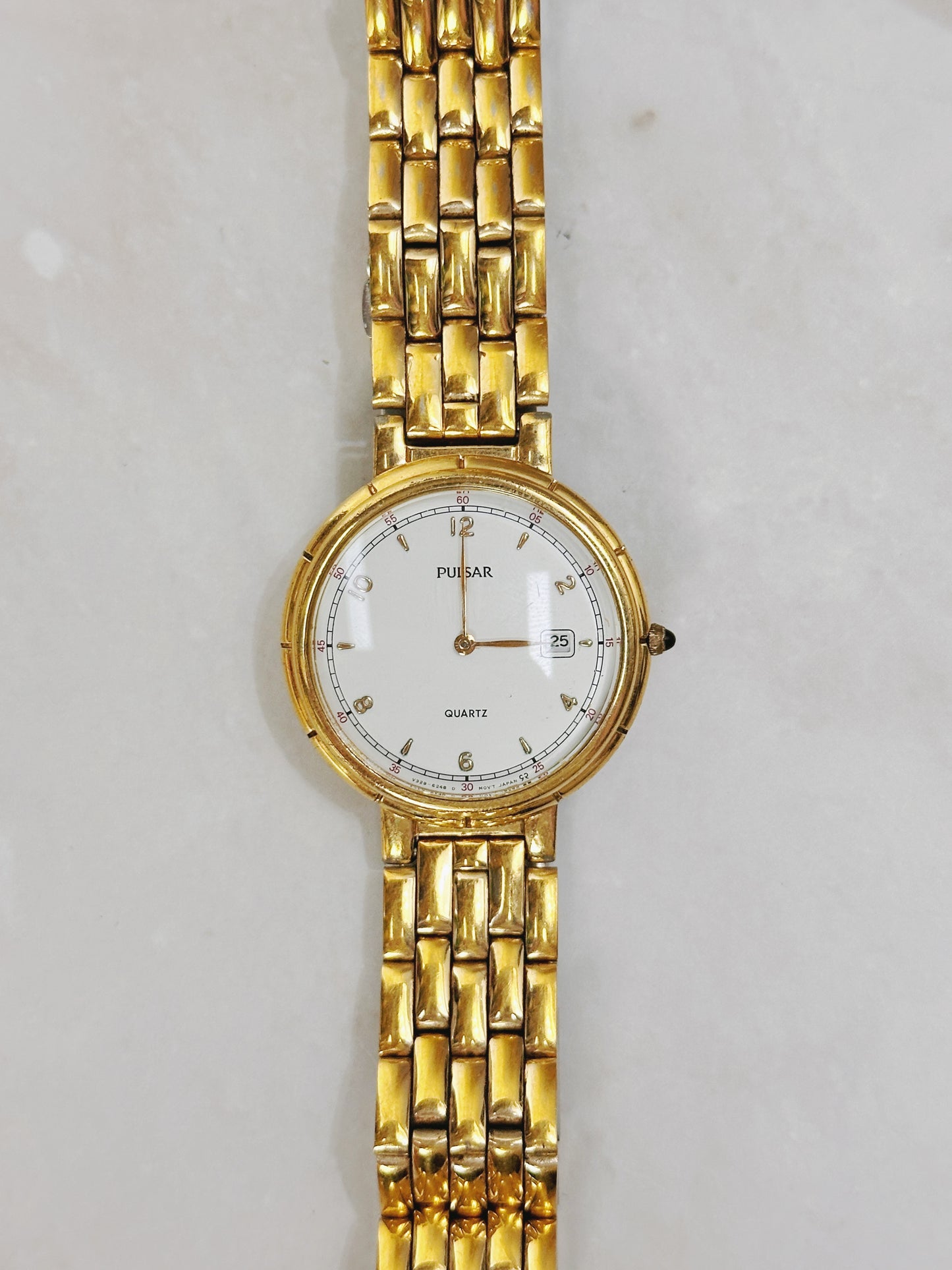 Pulsar Women's/Men's Gold-Tone Watch – Date Display – Quartz – Classic Dress Style