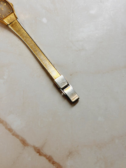 Seiko Gold-Tone Vintage Ladies Watch – Champagne Dial – Quartz – Slim Dress Style