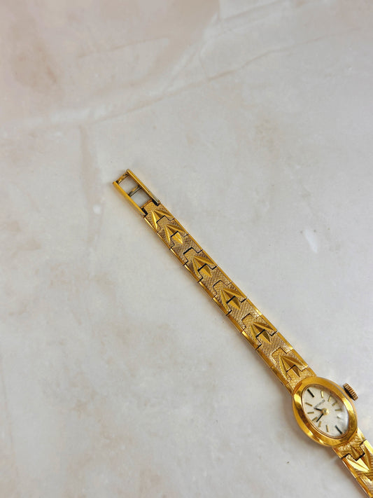 Benrus Gold-Tone Vintage Watch – Manual Wind – Oval Case – Textured Bracelet