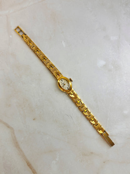 Benrus Gold-Tone Vintage Watch – Manual Wind – Oval Case – Textured Bracelet