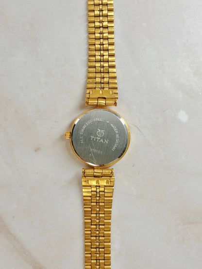 Titan Gold-Tone Dress Watch – White Dial – Quartz – Classic Minimalist