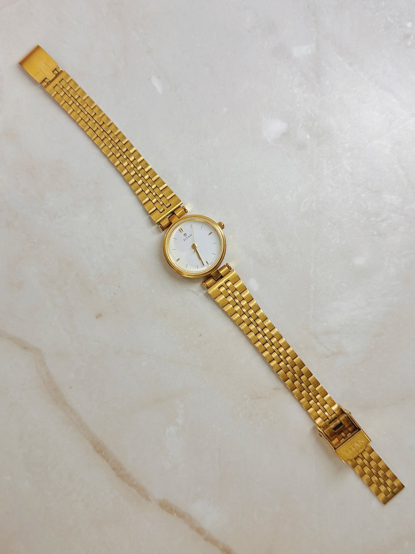 Titan Gold-Tone Dress Watch – White Dial – Quartz – Classic Minimalist