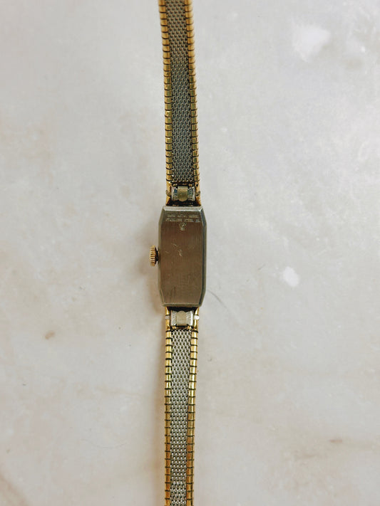 Wittnauer Gold-Tone Rectangular Watch – Black Dial – Manual Wind – Vintage Ladies