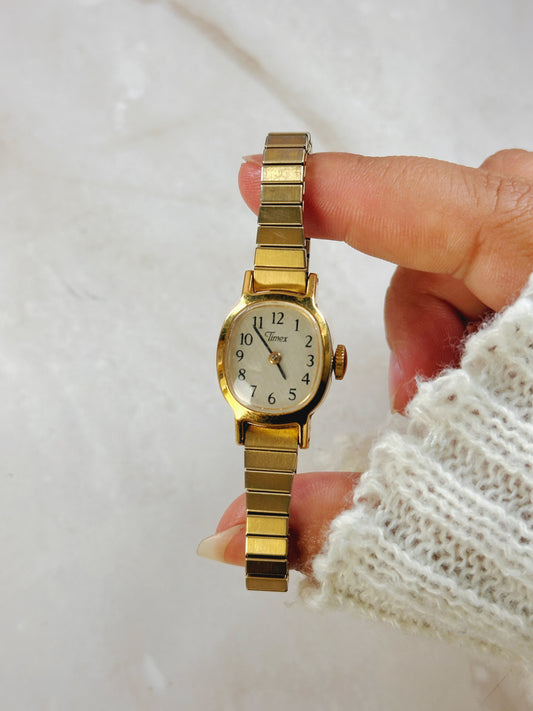 Timex Vintage Ladies Watch – Manual Wind – Gold-Tone Bracelet