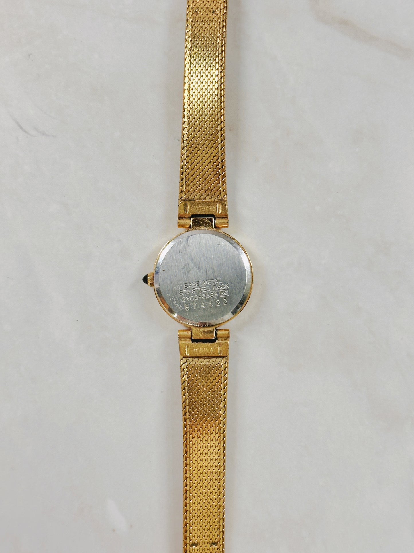 Seiko Quartz Gold-Tone Ladies Watch – Mesh Bracelet – Roman XII