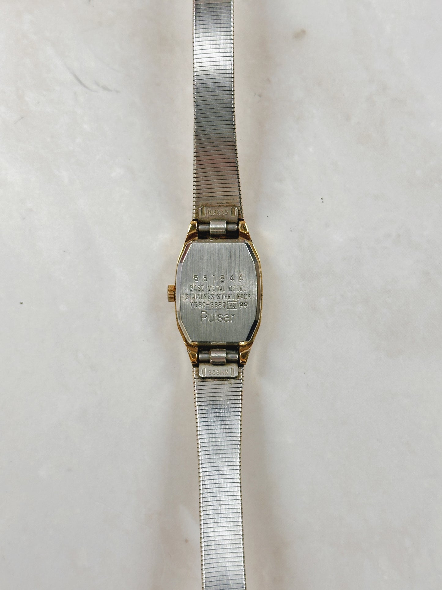 Pulsar Quartz Gold-Tone Ladies Watch – Textured Dial – Vintage Style