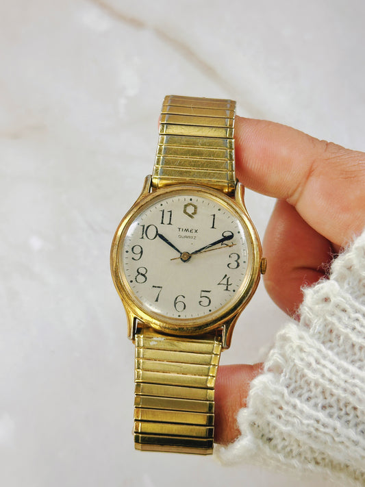 Timex Quartz Gold-Tone Men’s Watch – Cream Dial – Stretch Bracelet