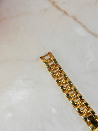 Sag Harbor Gold-Tone Ladies Watch – Petite Dress Style – Quartz