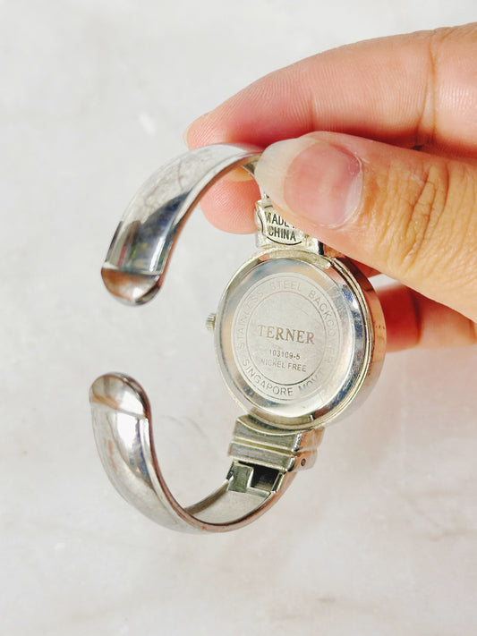 TERNEX Two-Tone Bangle Watch – Black & Silver Dial – Japan Quartz Movement