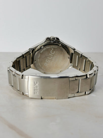 Relic Stainless Steel Date Watch – Silver Sunburst Dial – 165 ft Water Resistant