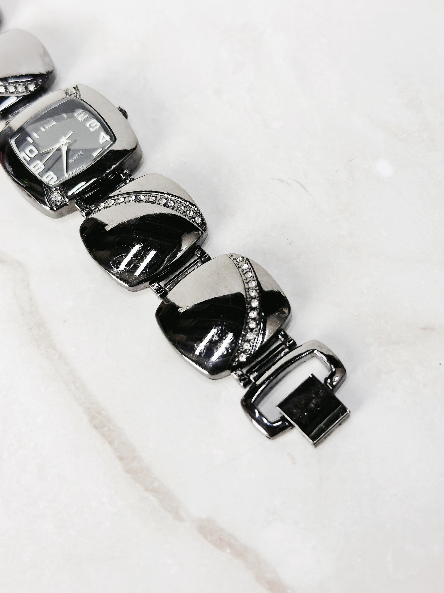 Black Tone Quartz Bracelet Watch – Black Dial – Rhinestone Accents – Ladies – New Battery