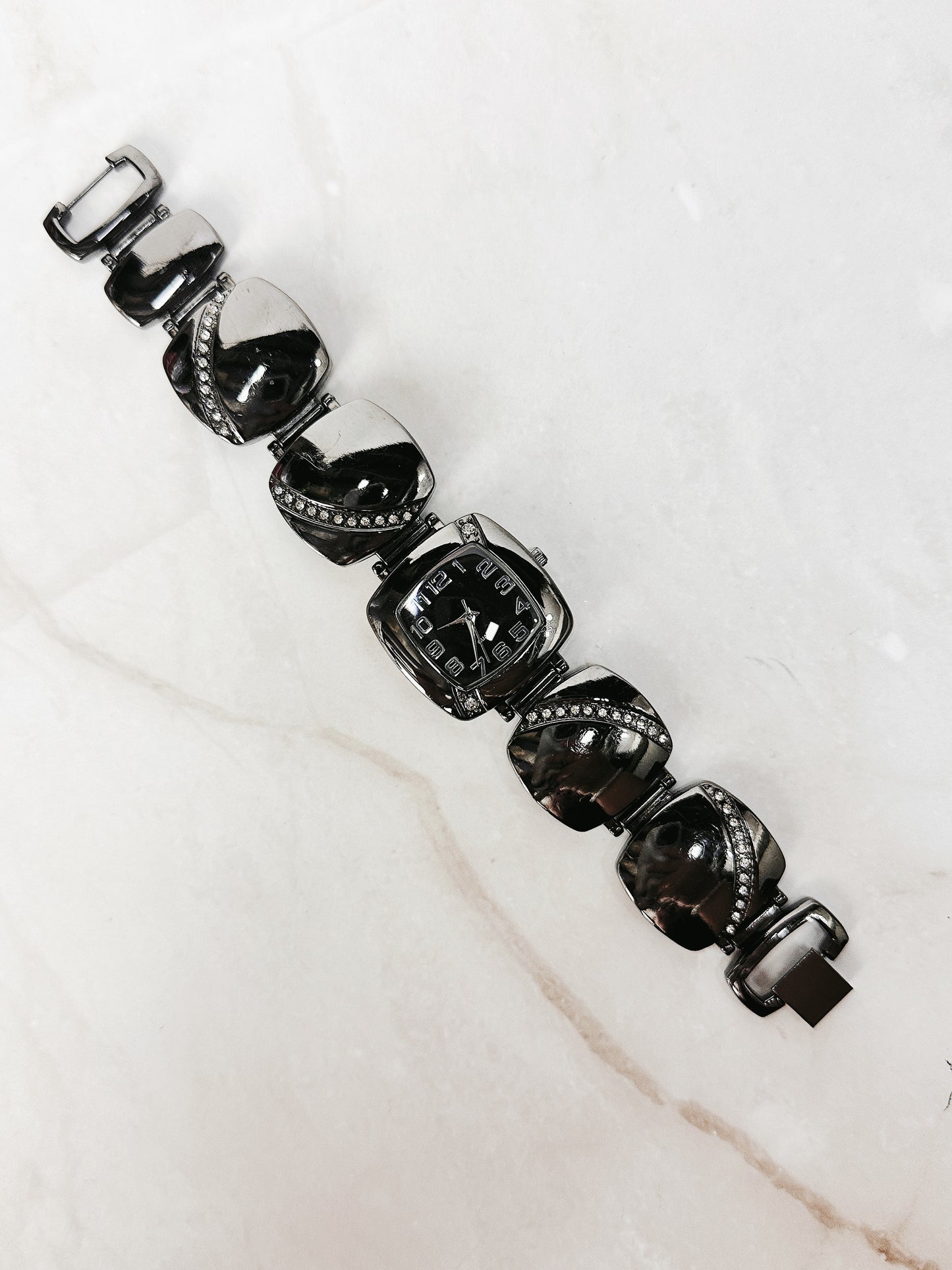 Black Tone Quartz Bracelet Watch – Black Dial – Rhinestone Accents – Ladies – New Battery