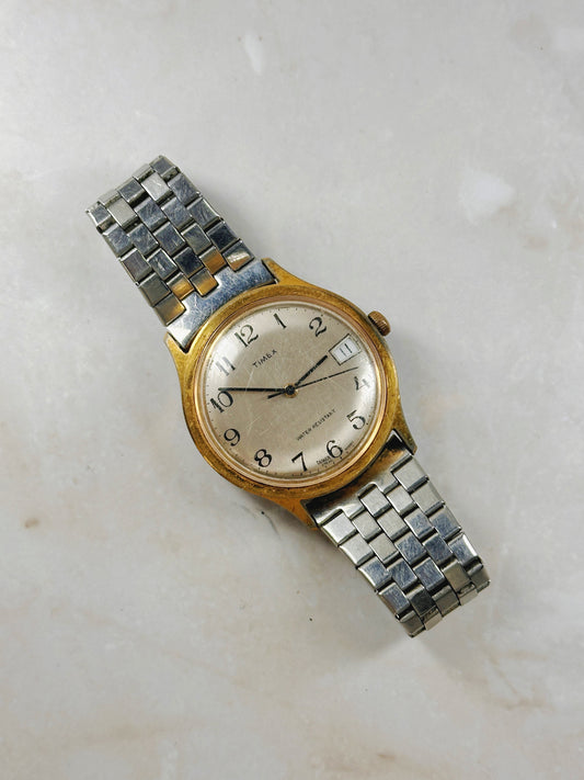 Timex Water Resistant Watch – Date – Gold Tone Case – Vintage – New Battery