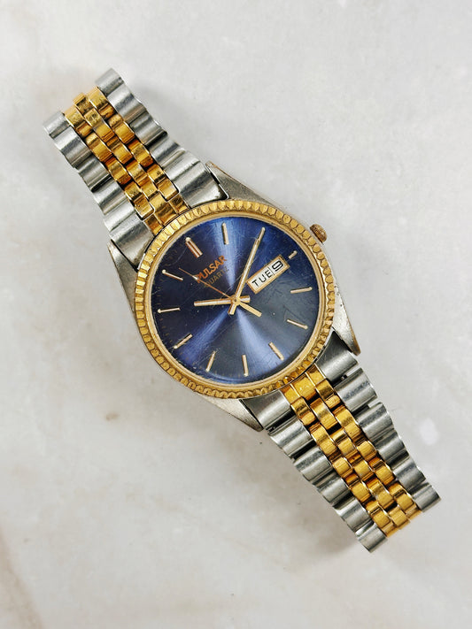Pulsar Two-Tone Watch – Blue Dial – Day & Date – Gold Bezel – New Battery