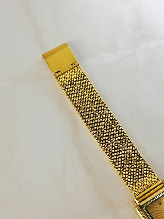 SK Shengke Gold Tone Rectangular Watch – Mesh Bracelet – Minimalist Dial – Quartz – New Battery