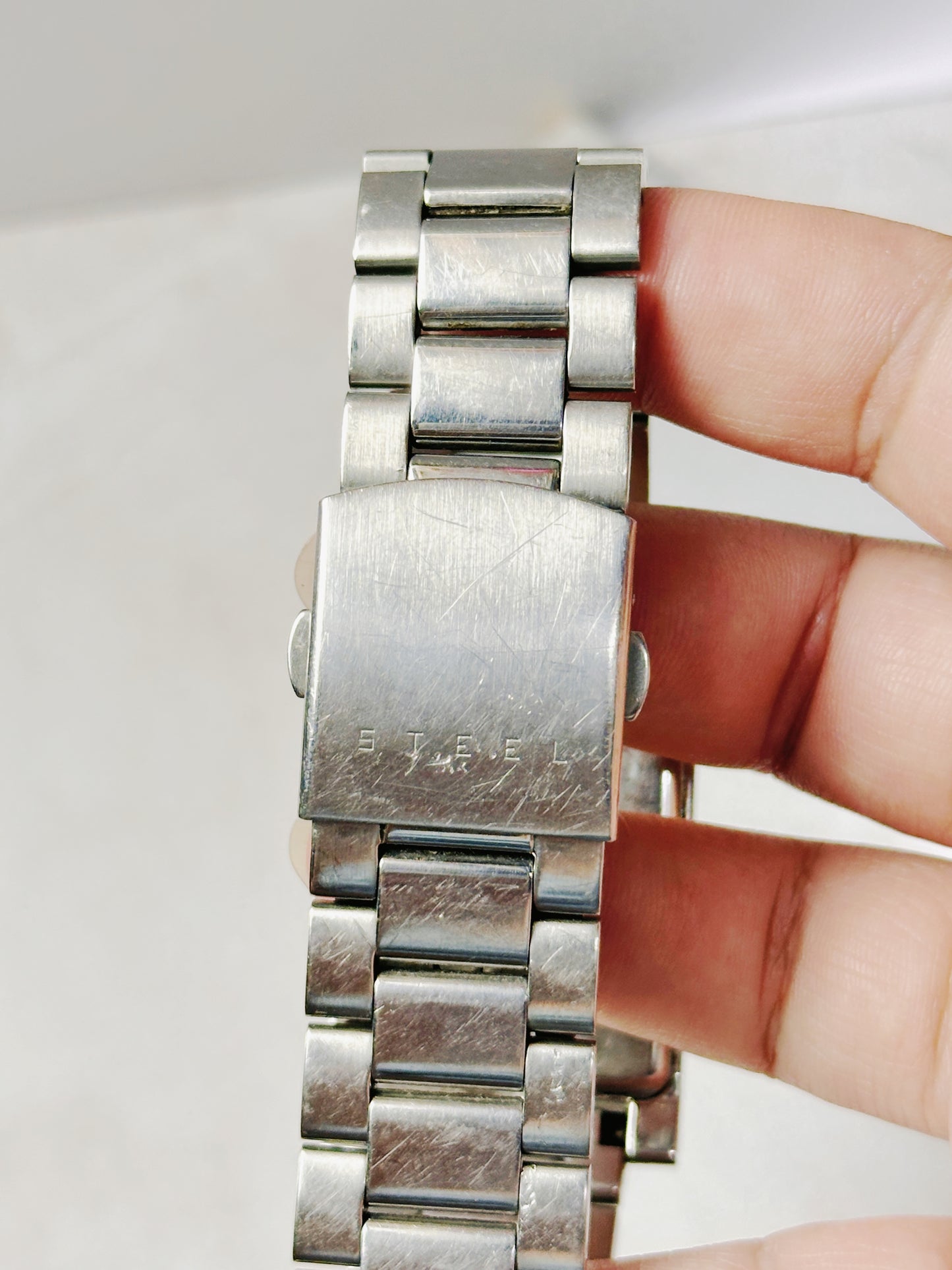 GUESS Steel Rectangular Watch – Date – Stainless Steel Bracelet – New Battery