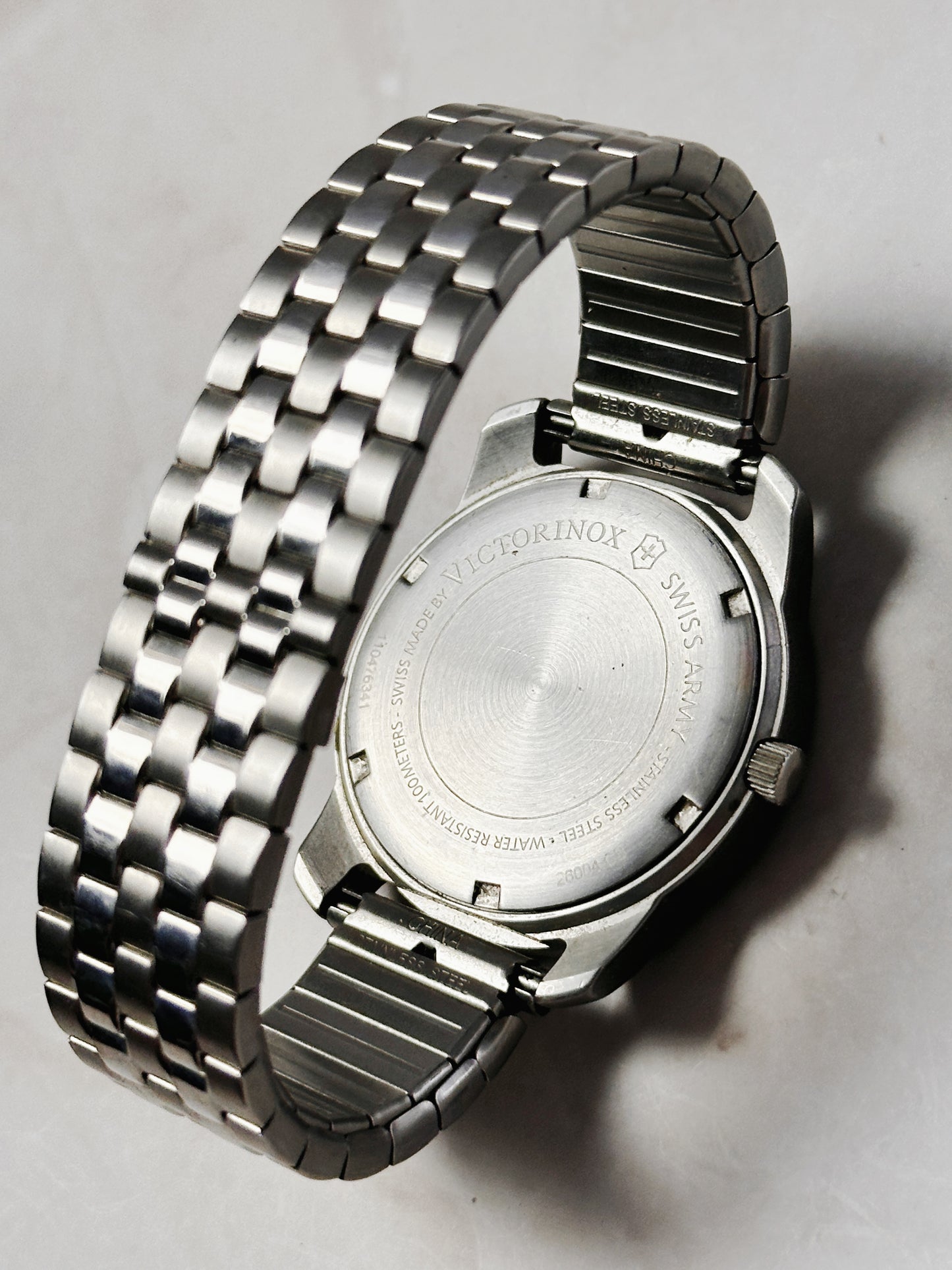 Victorinox Swiss Army Stainless Steel Watch – Date – 24 Hour Dial – Swiss Made – New Battery