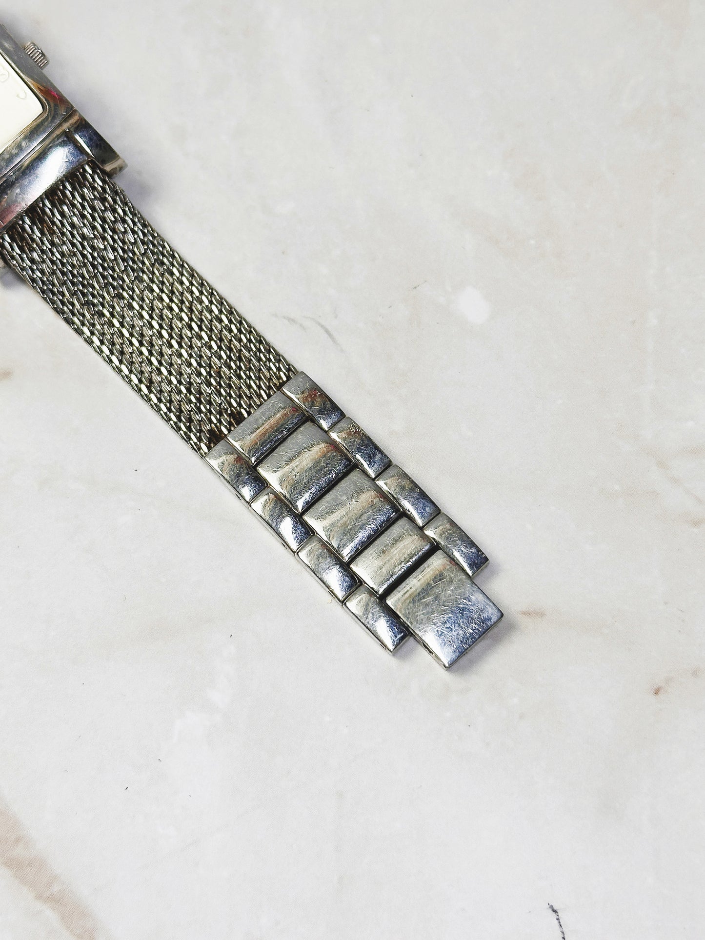 Kenneth Cole New York Silver Tone Rectangular Men's Watch – Mesh Bracelet – Quartz – New Battery